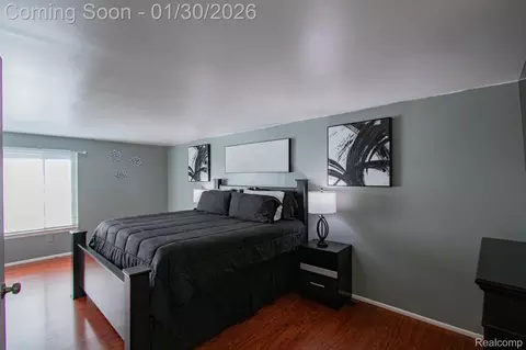 38684 Meadowlawn St, Wayne, MI 48184 photo 14