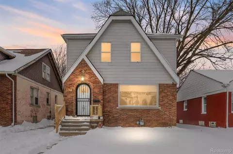 18439 Alcoy St, Detroit, MI 48205