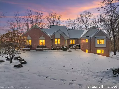 2021 Serenity Way, Commerce, MI 48390