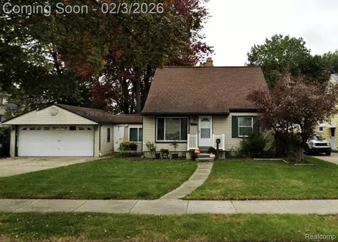 23041 Rosewood St, Oak Park, MI 48237