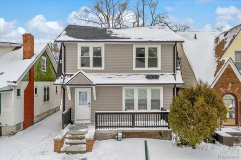16864 Santa Rosa Dr, Detroit, MI 48221