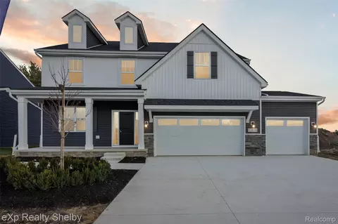 52009 Wellington Valley Dr, Macomb, MI 48042