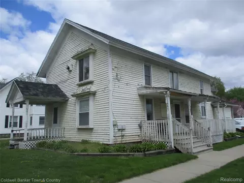 435 E Grand River Ave, Fowlerville, MI 48836