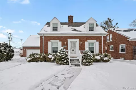 1864 22nd St, Wyandotte, MI 48192