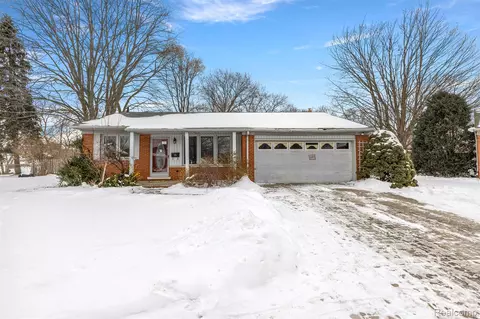 16858 Keppen Ave, Allen Park, MI 48101