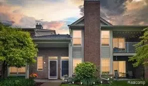 43431 Claremont Dr E Dr E, Clinton Township, MI 48038
