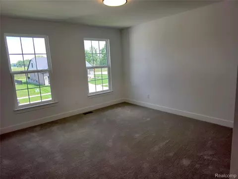 Bedroom - 24092 Sawgrass Dr, Macomb, MI 48042 photo 5 of 6