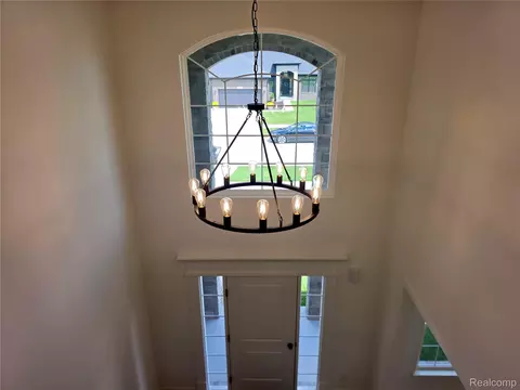 Entry Way - 24092 Sawgrass Dr, Macomb, MI 48042 photo 4 of 4