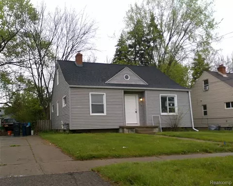 846 W Hemphill Rd, Flint, MI 48507