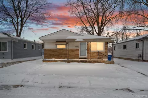 13335 Charlotte Ave, Warren, MI 48089