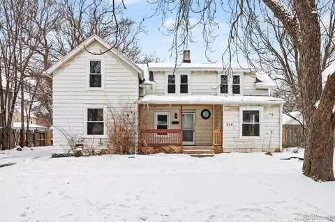714 W 8th St, Monroe, MI 48161