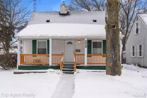 4948 Howe Rd, Wayne, MI 48184