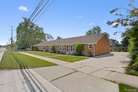 2129 Normandy Rd, Royal Oak, MI 48073