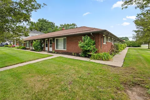 2419 Normandy Rd, Royal Oak, MI 48073