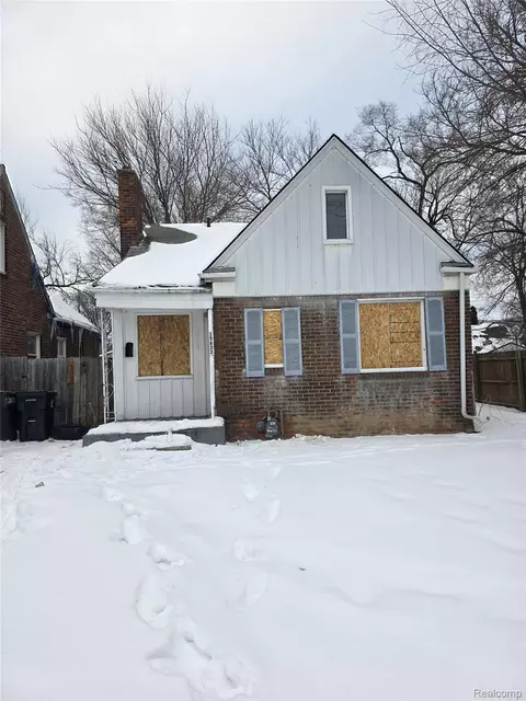 15633 Eastwood St, Detroit, MI 48205