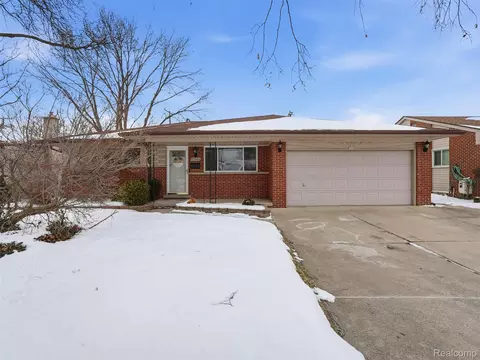 27944 Flanders Ave, Warren, MI 48088