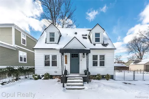 1821 N Lafayette Ave, Royal Oak, MI 48073