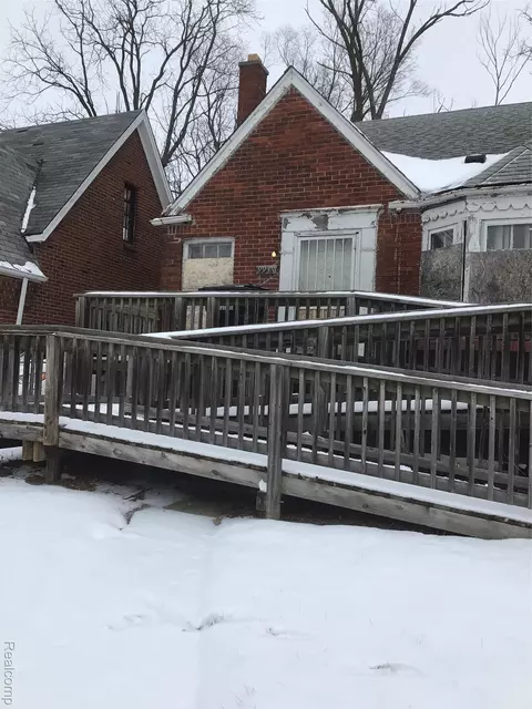 9930 Whitcomb St, Detroit, MI 48227
