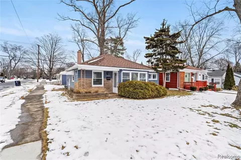 3722 Normandy Rd, Royal Oak, MI 48073