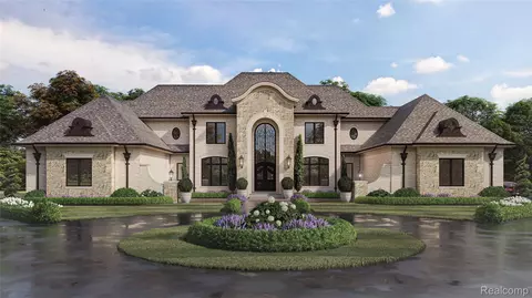 3655 Shady Beach Blvd, Orchard Lake Village, MI 48324