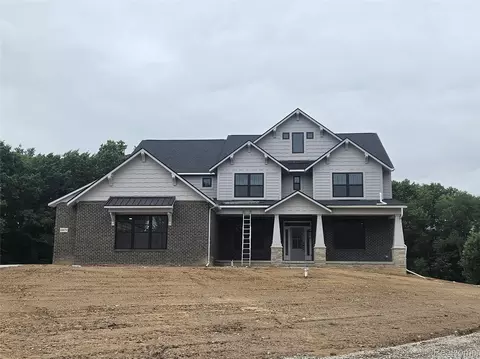 60671 Town Square St, Lyon, MI 48165