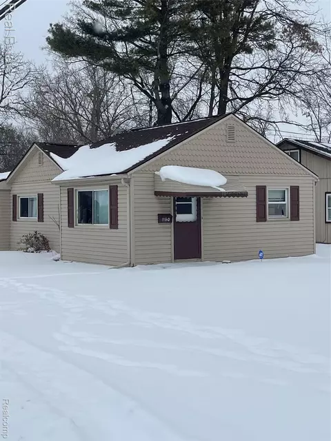 1160 La Salle Ave, Waterford, MI 48328