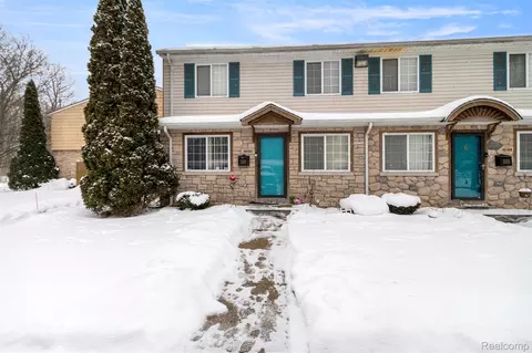 16107 Terrace Village Dr, Taylor, MI 48180