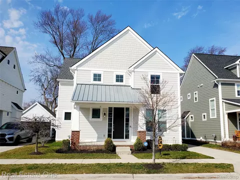 117 N Dorchester Ave, Royal Oak, MI 48067