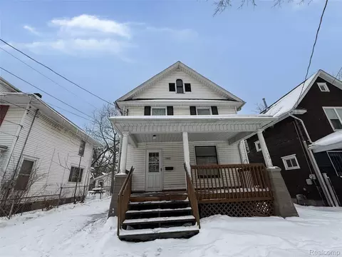 1116 Hickory St, Lansing, MI 48912
