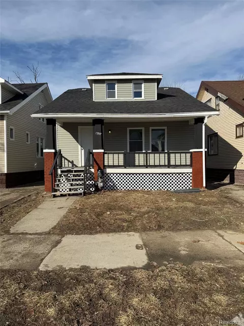 13997 Cloverlawn St, Detroit, MI 48238