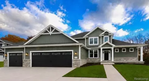 626 Round Rock, Marion, MI 48843