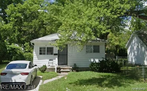 15739 Dolphin St, Detroit, MI 48223