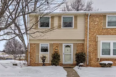 1703 Brentwood Dr, Troy, MI 48098