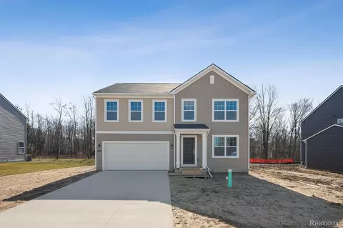 4238 Cedar Ln, Grand Blanc, MI 48439