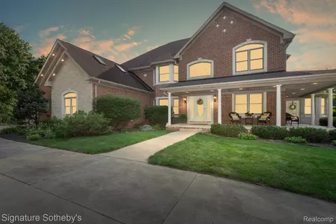 5557 Cobble Ln, Webster, MI 48130