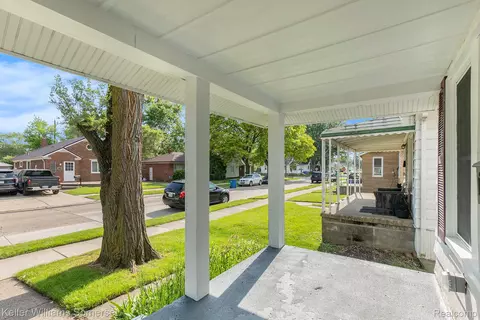 Exterior - 8233 Meadow Ave, Warren, MI 48089 photo 1 of 3
