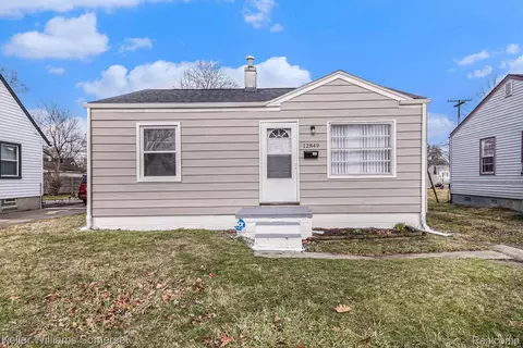 12849 Sarsfield Ave, Warren, MI 48089