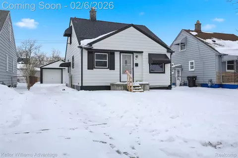 3452 15th St, Wyandotte, MI 48192