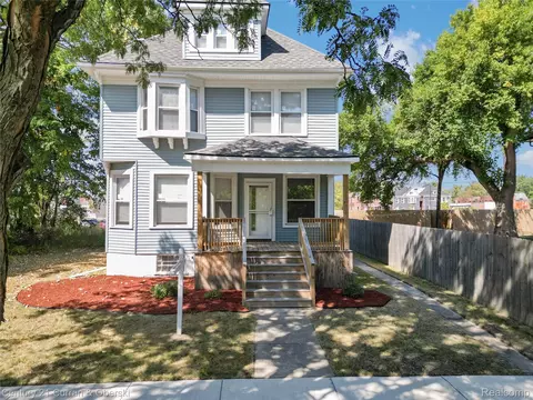 65 Melbourne St, Detroit, MI 48202