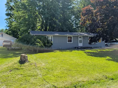 26241 Weigel Rd, Huron, MI 48164