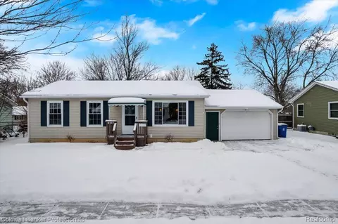 801 Hemlock Dr, Davison, MI 48423