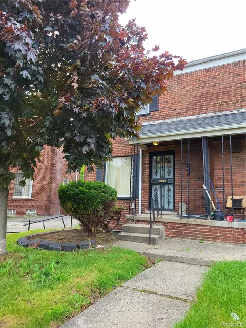 3462 Ewald Cir #8, Detroit, MI 48204