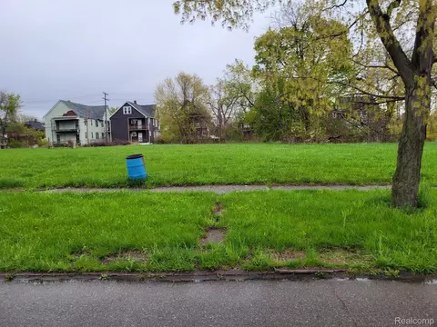 2194 Field St, Detroit, MI 48214