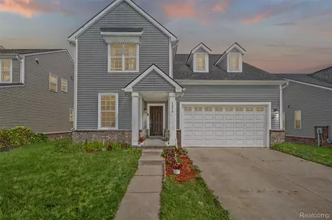 3236 Curtis St, Wixom, MI 48393