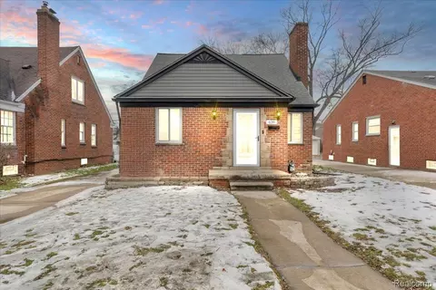 639 N Vernon St, Dearborn, MI 48128