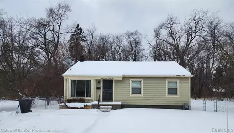 18925 Bentler St, Detroit, MI 48219