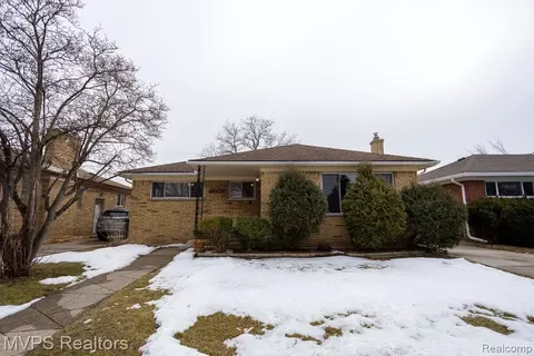 18062 Ash Ave, Eastpointe, MI 48021