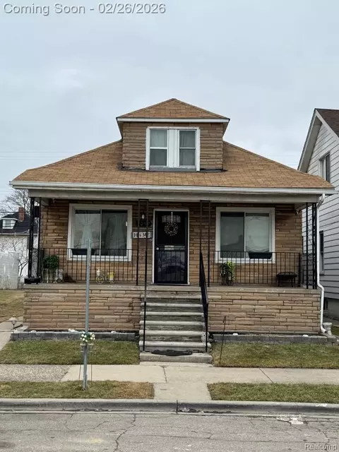 5059 Hartwell St, Dearborn, MI 48126