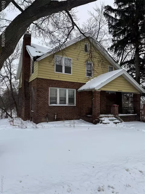 555 W Huron St, Pontiac, MI 48341
