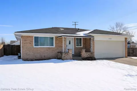 32600 Haggerty Dr, Roseville, MI 48066